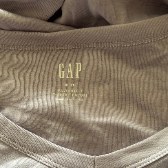 GAP Purple Long Sleeve Fitted Tee - Picture 3 of 4